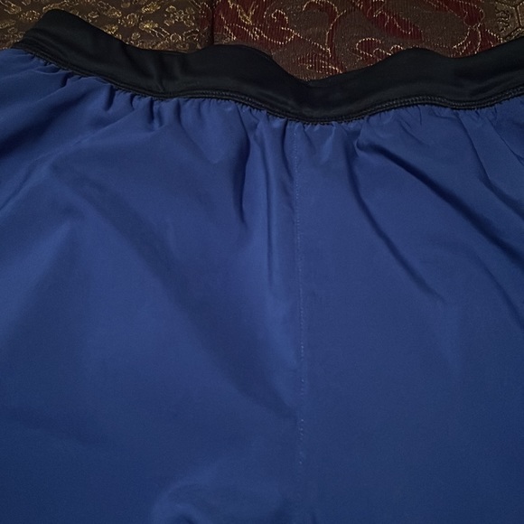 Adidas 9 inch Training Short - Picture 3 of 5